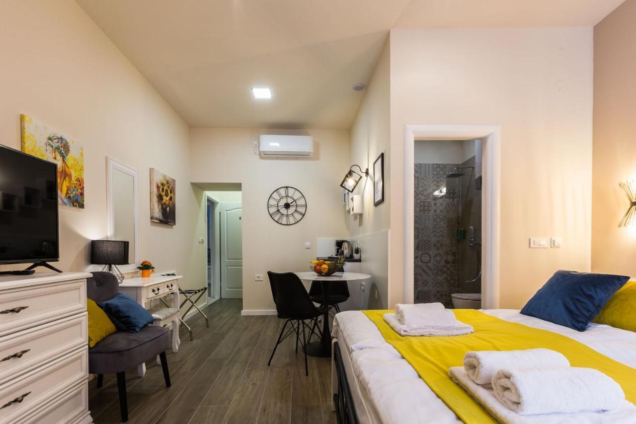 Angie Central Rooms Ζαντάρ Εξωτερικό φωτογραφία